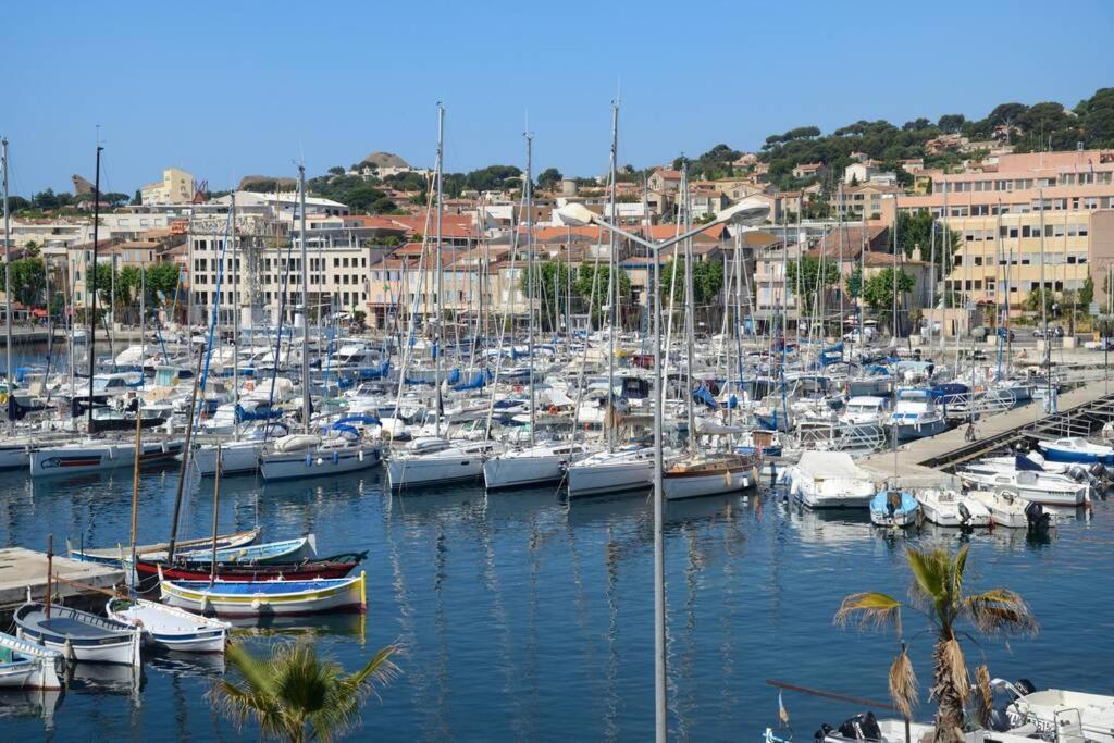 La Ciotat - Magnifique Appartement Climatise Sur Le Port Eksteriør bilde
